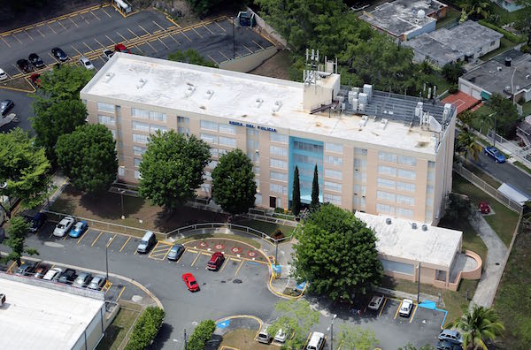 Égida del Policia, Trujillo Alto, Puerto RicoThe Ashford Plaza Condominium F&R Construction Company