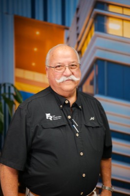 Manuel Hernández Moreda, PE